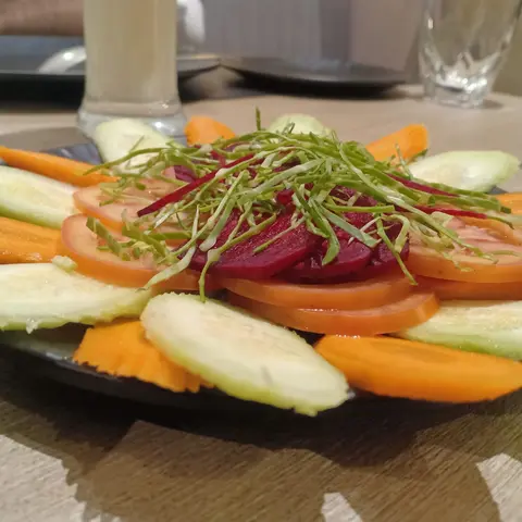 Ensalada de betabel rostizado