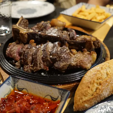 Rib eye a la parrilla