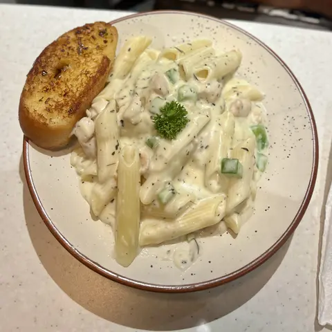 Penne Alfredo