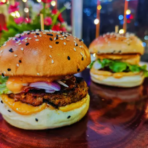 Hamburguesa de la casa